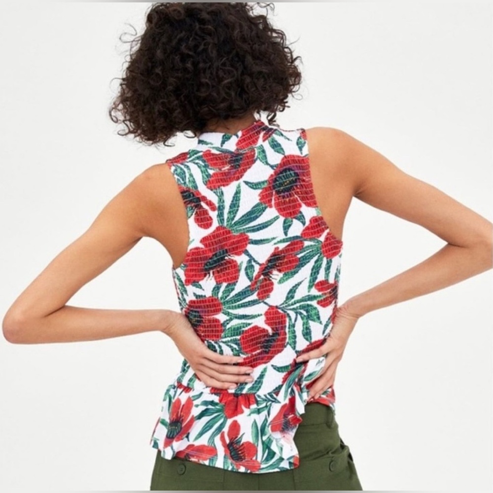 NWOT Zara White Red Tropical Ruched Sleeveless Peplum Top Blouse S 2 4 (A5) - Picture 2 of 4